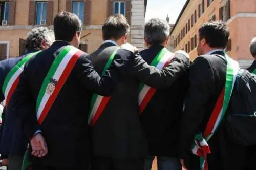Aumentano gli stipendi dei sindaci. Ecco quanto prenderanno