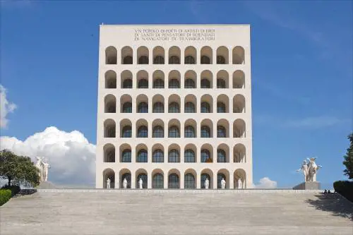 Abbattere l’Eur: l’imperialismo del politicamente corretto