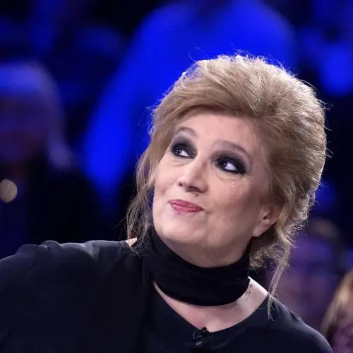 "Ho fatto flop? Allora Baglioni dovrebbe suicidarsi". La zampata di Iva Zanicchi