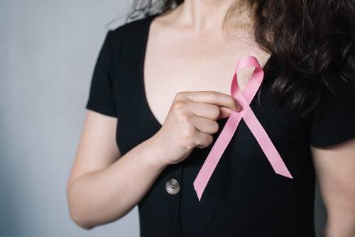 Tumore al seno metastatico, a rischio le donne con meno di 35 anni