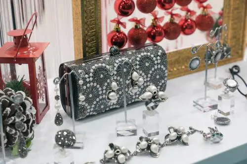 Chibimart, bijoux e accessori si acquistano cash&carry