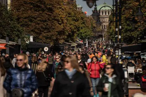 Covid, l'Oms bacchetta l'Europa: "Unica regione dove casi salgono"