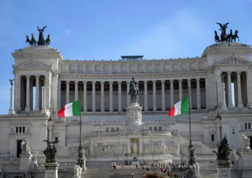 "Era fascista". Ora la sinistra attacca la "madre" del Milite Ignoto