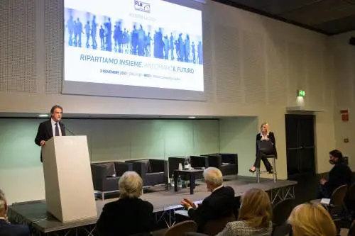 FederlegnoArredo, il Decalogo per vincere la sfida della sostenibilità
