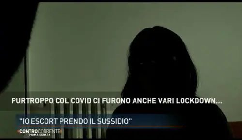La rivelazione choc: "Faccio la escort e prendo il reddito 5s"