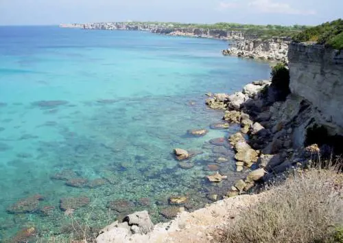 "Pianosa è bella come i Caraibi ma...". La denuncia di FdI