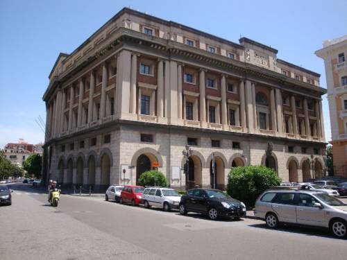 Il municipio di Salerno