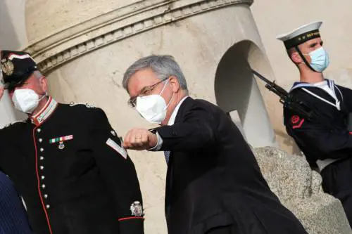 "Noi non lo votiamo...": esplode la rivolta contro Conte