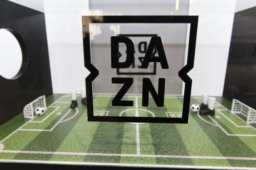 Dazn cambia: ecco i nuovi prezzi per vedere la Serie A 2022/23
