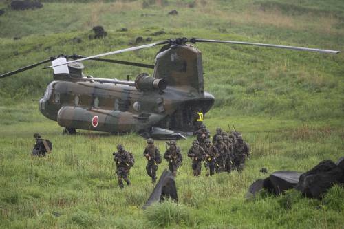 Verso la svolta bellica: così Tokyo può cambiare l'esercito