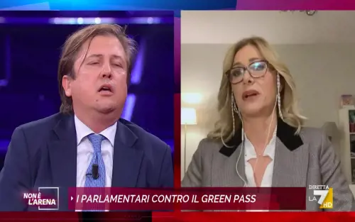 "Scemenze", "Sta delirando". E scatta la lite in tv da Giletti