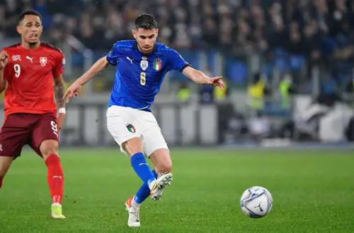 Jorginho sbaglia il rigore al 90': solo 1-1 contro la Svizzera. Qatar 2022 a rischio