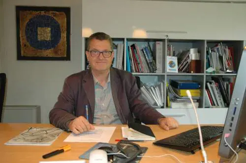 "Ripartiamo dalle grandi opere e demoliamo le regole inutili"