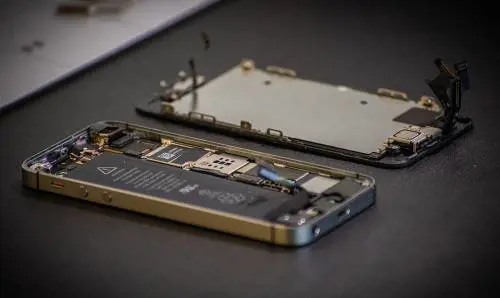 Pacemaker e defibrillatori: "Cosa può provocare l’iPhone 12"
