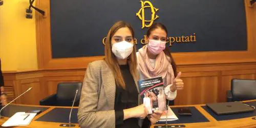 "Io, vittima di tentato femminicidio, ripudiata dalla mia comunità"