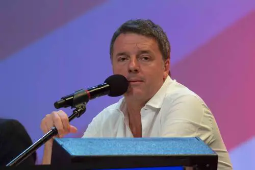 Renzi sul caso David Rossi: "Vicenda enorme. Non vi sconvolge?"