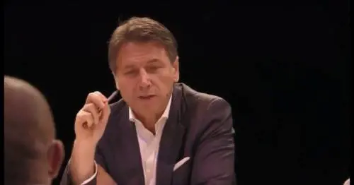 "Of di velu...". L'inglese da ridere di Conte