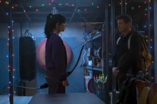 Hawkeye è l'eroe incompreso che ora arriva in tv