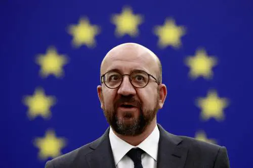 "Rimesso lo champagne in frigo". Perché ora Michel ha stancato l'Ue