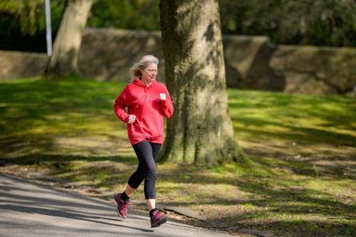 Colesterolo alto a 60 anni: quali sport praticare