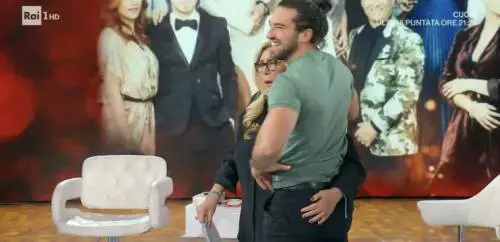 I due pesi e le due misure dei social