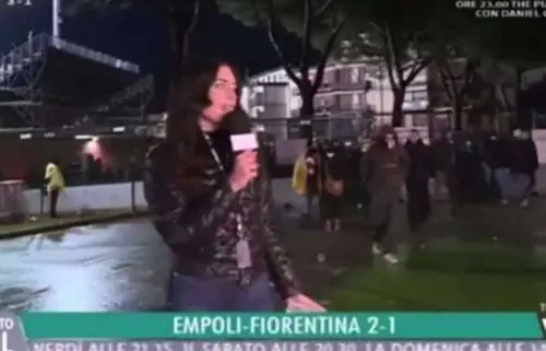 Giornalista molestata in diretta: beccato il tifoso