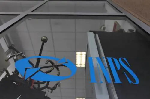 Assegno di invalidità: scatta la retromarcia. Cosa cambia ora