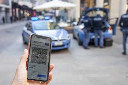 Super green pass, allarme Viminale: "Mancano agenti per il controllo"