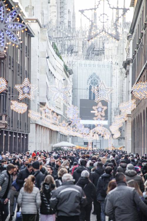 La Lombardia guarda i dati e spera nel "bianco" Natale