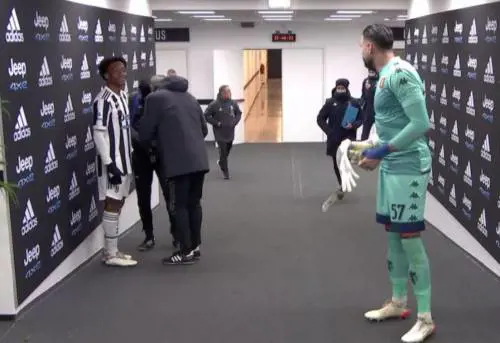 Siparietto Cuadrado-Sirigu: "Volevo tirare lì...", "Ma vai a c..."