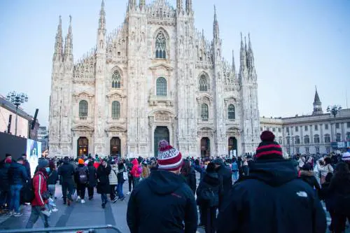 Immacolata al gelo. E Milano aspetta la neve