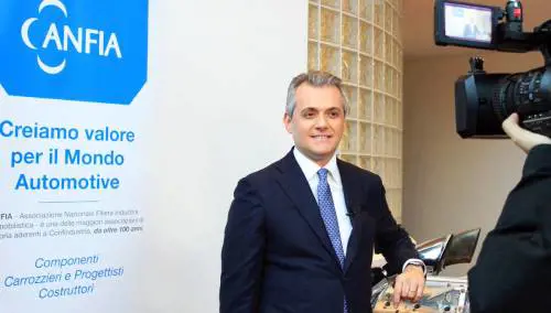 Auto, anche i componenti lanciano l'allarme: "In gioco 500mila posti"