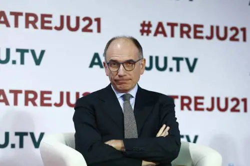 Ira Dem per Letta ad Atreju: "Parla più di Colle con la Meloni che con noi"