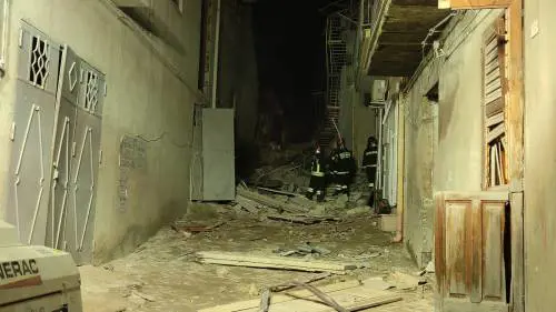 Crollo palazzina nell'agrigentino: i soccorsi 