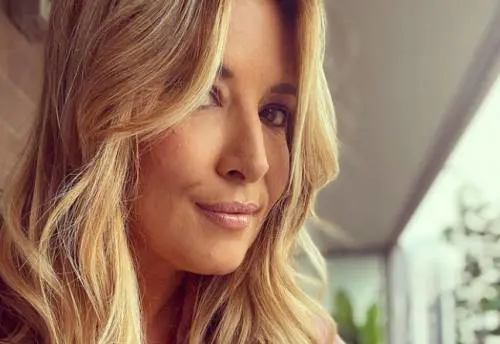 "Ha rotto il...". Lucarelli contro la foto di Vanessa Incontrada