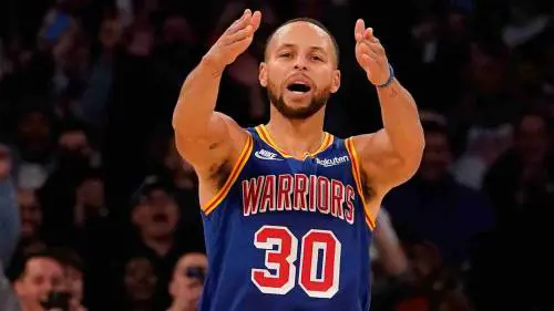 Il tempio incorona Curry. È il miglior tiratore nella storia dell'Nba