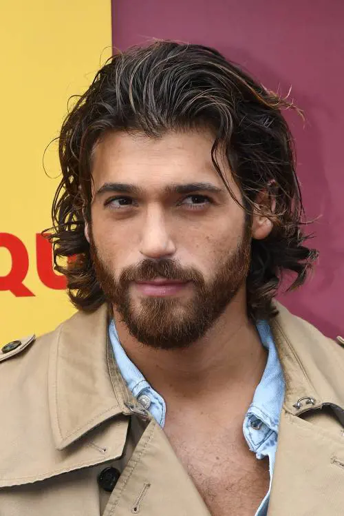 La truffa del finto Can Yaman per spillare soldi alle fan