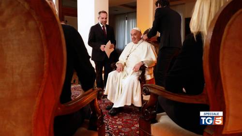 Francesco e gli "invisibili". Il Papa incontra gli ultimi