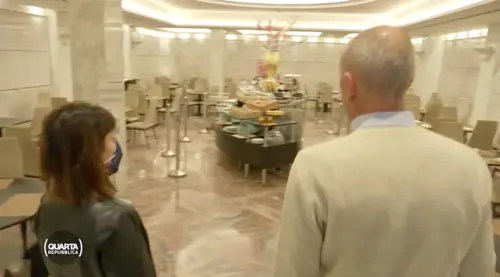 Incubo controlli per gli hotel: devono chiedere 14 diversi green pass