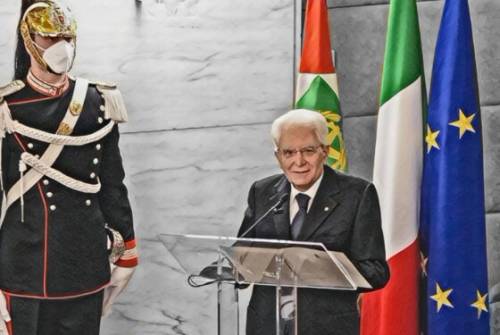 “Nuova normalità”: la frase inquietante di Mattarella