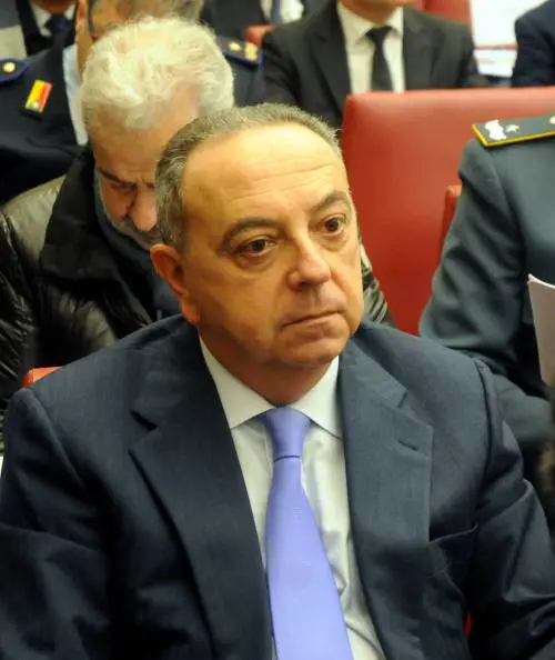 Vuole lasciarlo: sfregiata con l'acido dal marito