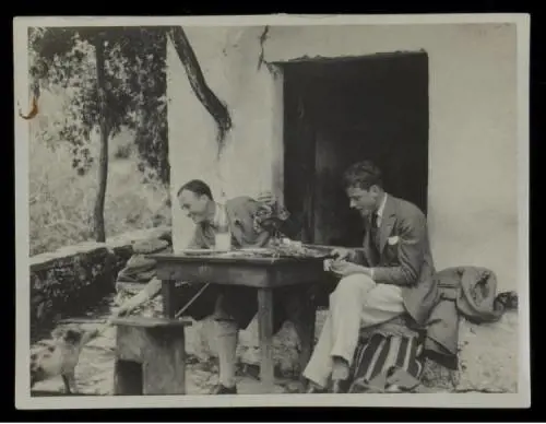 Robert Byron, viaggiatore che smascherò l'Urss e scoprì il Tibet magico
