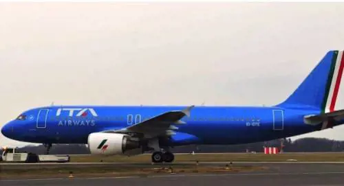 Ita Airways, A320 con la nuova livrea da Fiumicino a Linate