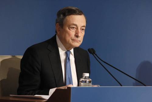 Pnrr e vincoli europei: doppia mossa di Draghi. E "ritratta" sul Quirinale