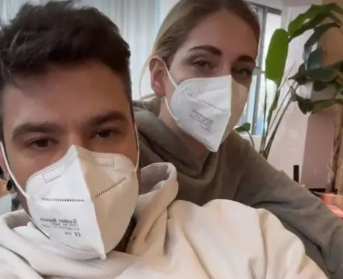 Fedez e Ferragni positivi al Covid: "In quarantena"
