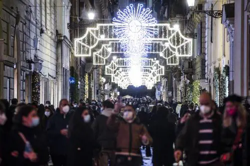 Capodanno, feste, lavoratori e Green pass: ecco le multe per i trasgressori
