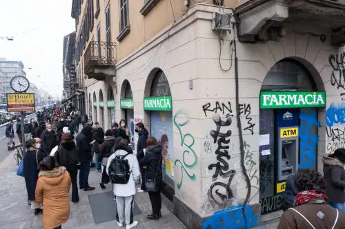 Milano in quarantena: uno su 18 è in isolamento