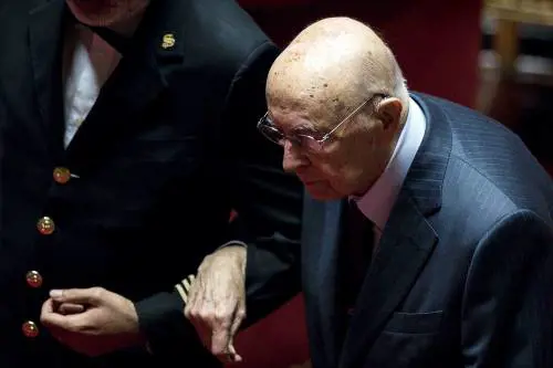 "Ha coraggio da vendere". Le condizioni di Napolitano dopo l'intervento