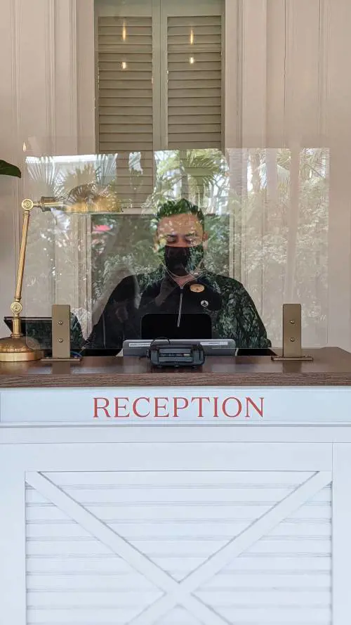 Negli alberghi una disdetta al minuto. Già polverizzati fino al 65% dei ricavi