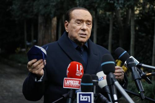 Weber: "Berlusconi al Colle? Ha il pieno sostegno del Ppe"